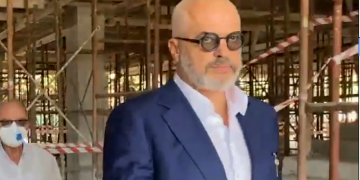 “Kemi punuar me një ritëm marramendës”, kryeministri Rama bën premtimin e madh nga Durrësi: Do të jetë gati më 26 nëntor! (VIDEO)