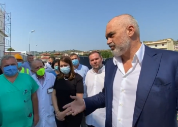 Kryeministri Rama jep lajmin e madh, zbulon për herë të parë sesa do të rriten pagat e mjekëve dhe infermierëve