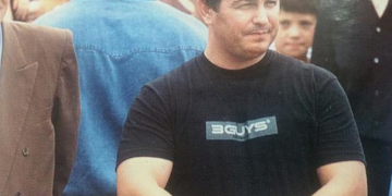 Armiqë pa fund, shteti se mbron! Arrestoi emra të famshëm të botës së k.rimit: Kolonelit të “hekurt” në Shqipëri i sekuestrojnë makinën e blinduar