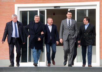 Drafti për Kodin Zgjedhor fundos partitë e vogla, PD legjitimon propozimet e PS, LSI me PDIU marrin tatëpjetën