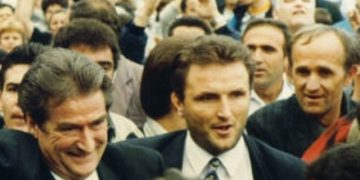 Dosja e Azem Hajdarit/  Ja si Sali Berisha iu shmang drejtësisë: Refuzoi mbi 50 thirrje nga gjykatat dhe prokuroria