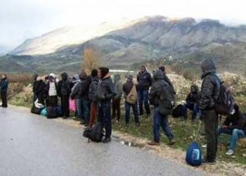 Shqipëria gati të kthehet në vatër për emigrantët nga Lindja e Mesme: Zbardhet vendimi si do të ndërtohen kampet në disa zona të vendit