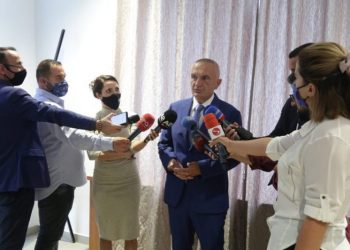 Ilir Meta nuk ndal kërcënimet dhe broçkullisjet: Nëse devijohet pakti i 5 qershorit përgjegjës Edi Rama, nuk do më vijë aspak keq për fatin e tij