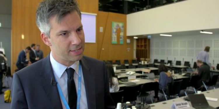 Epidemiologu zviceran jep lajmin fantastik, tregon çfarë do ndodhë me Covid-19 në fillim të vitit 2021