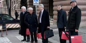 Kërkesa e opozitës së rrugës: Dërgimi i ndryshimeve kushtetuese pranë OSBE-ODIHR! Një intrigë me vonesa të qëllimëshme që pamundësojnë zgjedhjet e 25 Prillit