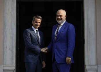 Greqia duhet të komunikojë me Shqipërinë bazuar në respekt të ndërsjelltë, jo prepotencë