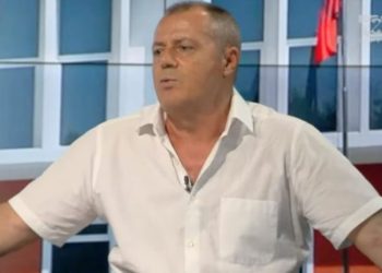 Mustafa Nano: Basha është një idiot i dobishëm, s’vlen… nuk bllokon dot as Berishën! Rama të rikthejë “peshat e rënda” në qeveri