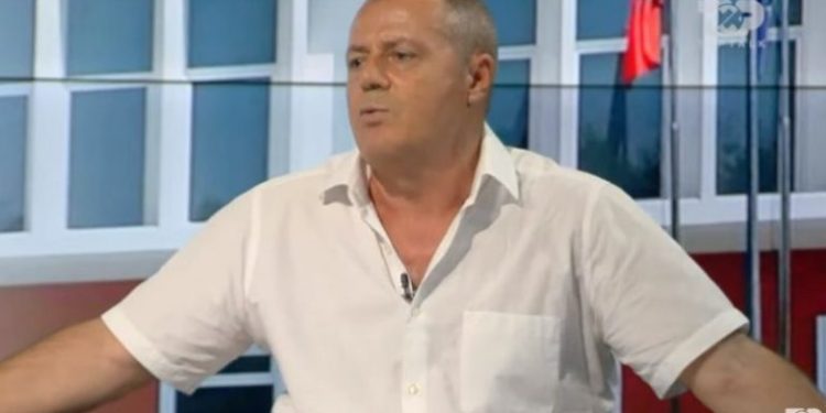 Mustafa Nano: Basha është një idiot i dobishëm, s’vlen… nuk bllokon dot as Berishën! Rama të rikthejë “peshat e rënda” në qeveri