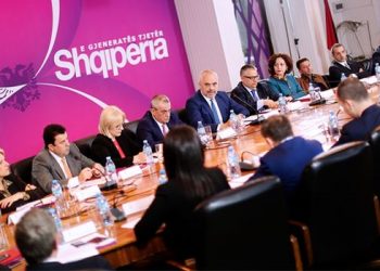 Rama shtyn Asamblenë, deputetët lajmërohen për ndryshime drastike në qeveri: Alarmohen ministrat, ja lëvizjet brenda PS