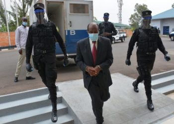 Heroi që shpëtoi 1200 persona nga masakra, arrestohet… si rrezik i pushtetit me akuzat të stisura