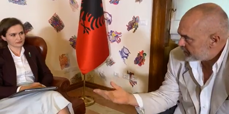 Me Besën, dështuam ne!