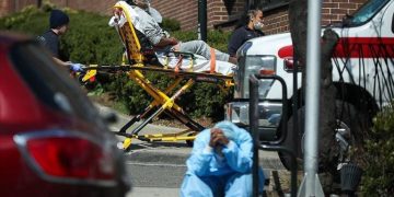 Shkon mbi 7 milionë numri i të infektuarve me koronavirus në SHBA