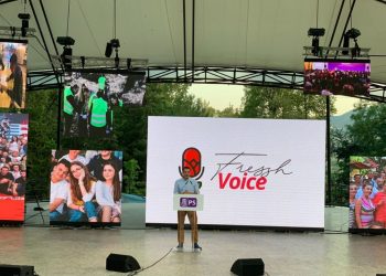 Veliaj, ironi me Berishën: Në PD diskutohet akoma, a do fusin në Parlament një plak 80-vjeçar. Kur PS është e fortë, edhe Shqipëria është e fortë
