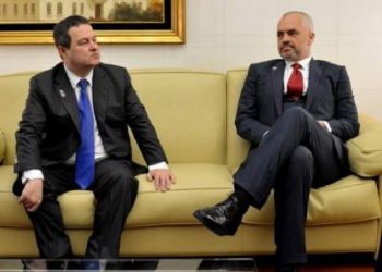 Zgjedhjet në Mal të Zi, Daçiç:  Pse nuk është ndërhyrje në punët e brendshme të shtetit?! Nuk i tregoi Vuçiç malazezëve kë të votojnë, por Rama dhe pse Gjukanoviç s’flet për Shqipërinë e Madhe?