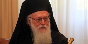 Roli prekës i kryepeshkopit Anastas dhe ndërhyrja në momentet e vështira mes Shqipërisë dhe Greqisë