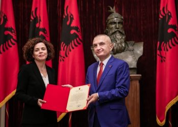 Metës i hiqen duart edhe nga Kolegji Zgjedhor, anëtarët e rinj do të betohen para KLGJ, PD-PS e nxjerrin jashtë loje me paktin e 5 qershorit