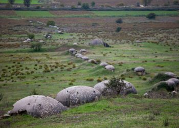 “U ndërtuan për luftën që s’ndodhi kurrë! Gjiganti francez “fiksohet” me bunkerët e Shqipërisë
