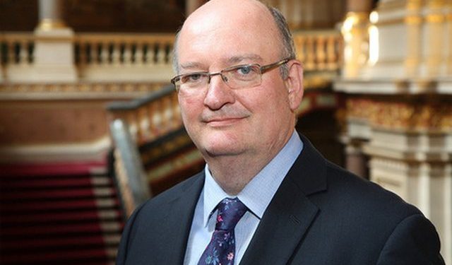 Ambasadori britanik në Tiranë: Nëse duan marrëveshje përtej 5 Qershorit, koha është e shkurtër