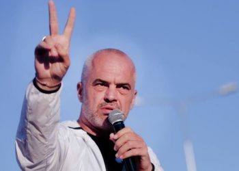 Unë i braktis shokët për Shqipërinë. Edi Rama më rezulton më i miri aktualisht!