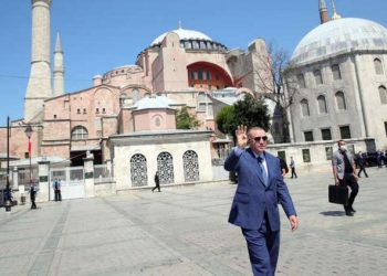 Erdogan i kujton luftën Greqisë dhe Francës: Turqit janë gati, ja virtyti i tyre!