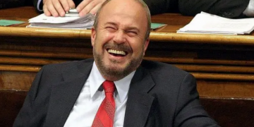 Socialistët e Fatos Nanos që mbrojnë Lulin! Veset që morën nga ish-kryeministri: Kush ishte “nxënësi” më i keq?!