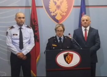 Ngritja e BKH 10 ditë larg, Hajnaj del me apel të fortë për goditjen e korrupsionit, SHBA paralajmëron politikën të qëndrojë larg ndërhyrjeve