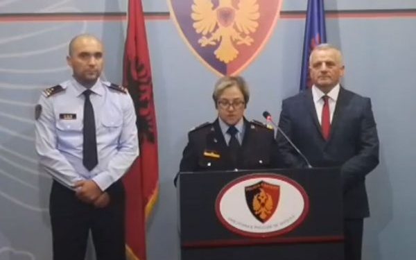 Ngritja e BKH 10 ditë larg, Hajnaj del me apel të fortë për goditjen e korrupsionit, SHBA paralajmëron politikën të qëndrojë larg ndërhyrjeve