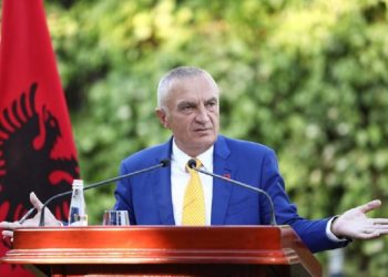 Fajtor në degradimin e Parlamentit me deputet sharlatanë e anonim, Meta: Hapini listat 100%