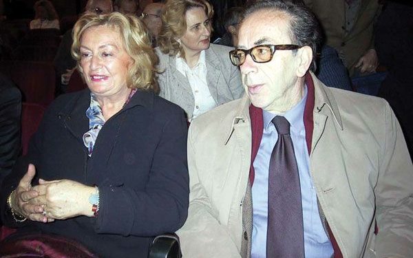 “E bukur, e mençur, e lexuar, e dalë dhe e admiruar nga larg e nga afër”, Rama emocionon me urimin për ditëlindjen e Helena Kadaresë: Një burrë peshohet nga gruaja dhe biblioteka!