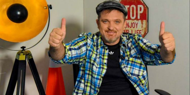 Humoristi i familjes Berisha dhe Frangajt sulmon Ben Blushin: Ty të ikën truri nga unë dhe suksesi im, o i paaftë që shkatërrove TCH