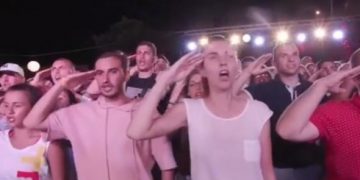 Video-Zbulohen detajet/ E “ardhmja” e LSI! Si rrihen militantet e Monës në kampin e Jalës?! Vajza të mitura që ulërasin O të q***a robt!