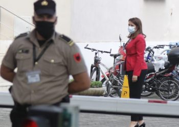 Si gënjeu publikisht mjeku kandidat për deputet i PD-së për përfitimi politik