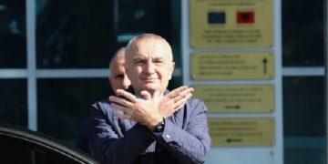 Meta i “bllokut të kuq” bën moral: Problem është kapja e drejtësisë nga politika, ka politikanë që punojnë kundër interesit kombëtar