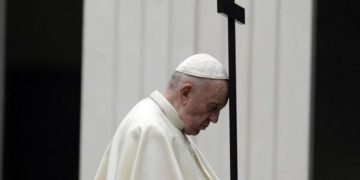 Papa Françesku: Thashethemet, një murtajë më e keqe se Covid-19