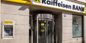 Historia e pastrimit të parave të k.riminelëve rusë nga “Raiffeisen Bank” dhe lëvizjet e dyshimta të fondeve në kompani fantazmë