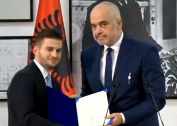 Edi Rama tani duhet të mundë Edi Ramën