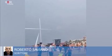 Roberto Saviano: Mafia shqiptare ka marrë në dorëzim Romën. Klanet e Tiranës dhe Shkodrës kontrollojnë Italinë