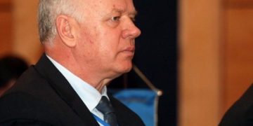 “Jemi rasti unik në botë”! Ish-kreu i Gjykatës së Lartë, Zaganjori: Pse parimi i 12 miljeve s’mund të aplikohet në ndarjen e kufirit me Greqinë