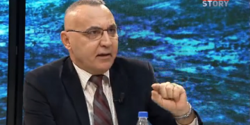 Sistemi elektoral i faktit të kryer nuk i le kohë opozitës jashtë parlamentare për lojra