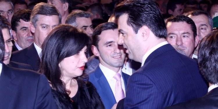 Kreshnik Spahiu ironizon listën e deputetëve të PD në Shkodër: Ishin nën nivelin e shoferit të Jozefina Topallit