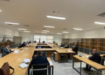 Presioni i SHBA-BE, Gjykata e Lartë gati t’i rikthehet normalitetit, KLGJ kualifikon 4 emrat e parë, KED mblidhet të hënën për Kushtetuesen