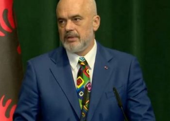 ‘Përgatitemi për dasmë dhe krushqit nuk na vijnë’, Rama thumbon komisionerin Oliver Varhelyi