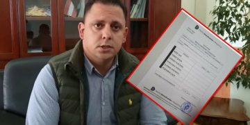 Fotoja me vulën PD-së po bën xhiron/ Anëtari demokrat në Kavajë nuk voton asnjë nga kandidatët e partisë, preferon kryebashkiakun socialist