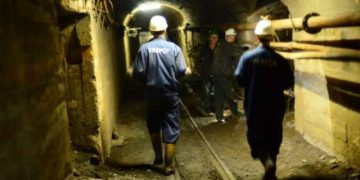 Bllokimi i inxhinierit dhe i punëtorëve në minierë, vjen reagimi i parë nga kryebashkiaku i Dibrës