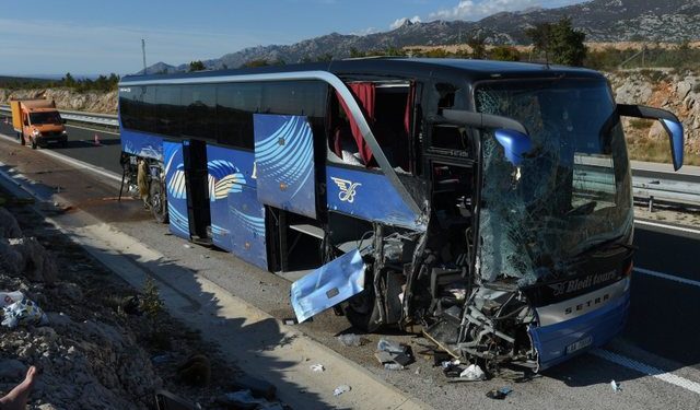 Autobusi me targa shqiptare pëson aksident në Kroaci, ka të plagosur