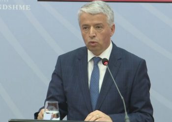 Sandër Lleshaj i jep përgjigjen e fortë PD-së: Injoranca nuk është alibi! Vendosja e adresave nuk e ndryshon vendbanimin