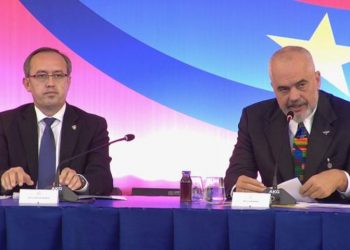 “Shokuese”! Deklarata e Ramës në mbledhjen e dy qeverive i tërbon mediat serbe: Ja çfarë shkruajnë!