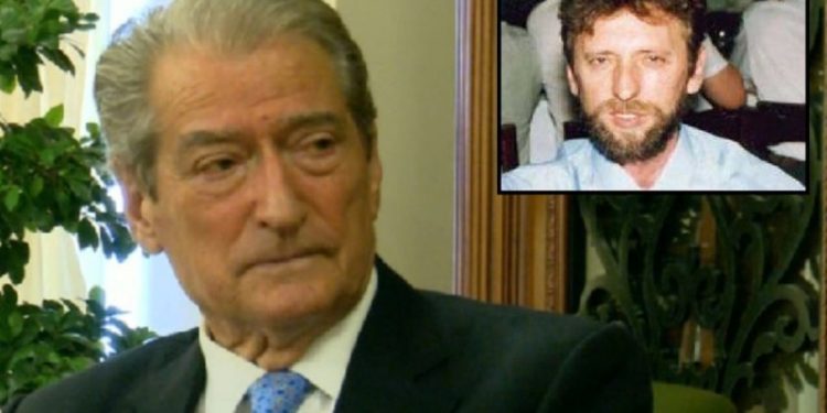 Limiti i paftyrësisë! Akuzohet se fshihet pas zhdukjes së Remzi Hoxhës: Berisha akuzon Klosin dhe harron Drejtorin e Tatimeve  Sefgjin që ushtronte detyrën në masën e a.rrestit