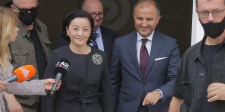 Ndërkombëtarët “pshurrin” Metën dhe Bashën: Japin dritën jeshile për ndryshimet në Kodin Zgjedhor, por…qejfmbetur për mungesën e konsensusit