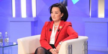 Yuri Kim plas “bombën”: SPAK ka në dorë disa dosje të bujshme, po asistohet nga një agjent i FBI, ja si rrëzuam “puçin” kundër shefes së BKH